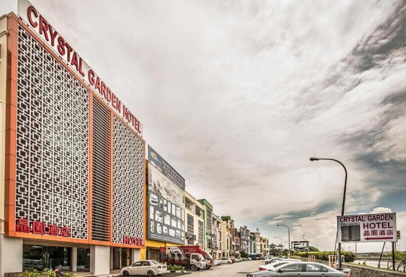 Crystal Garden Hotel   Seri Kembangan