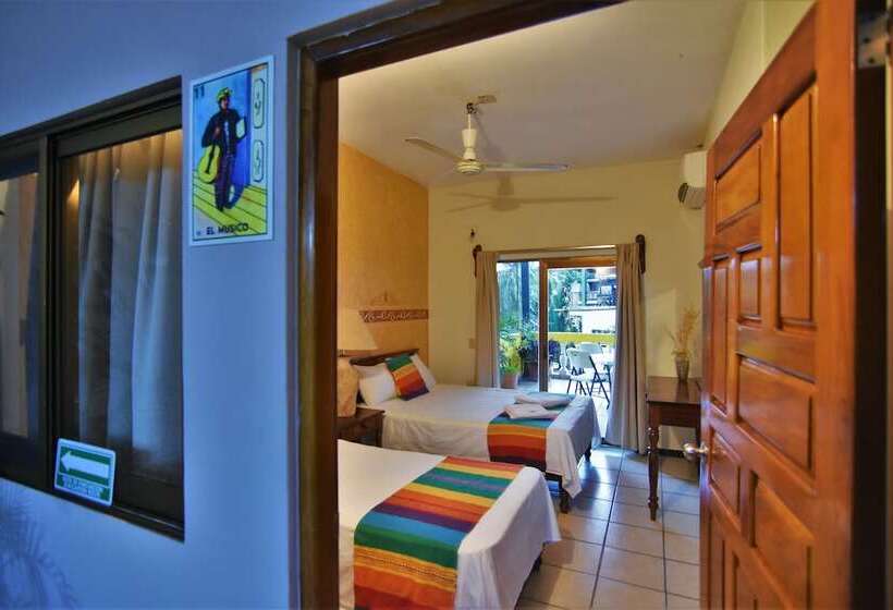 Отель Don Miguel Plaza