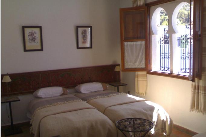 هتل Hôtel Ras El Maa