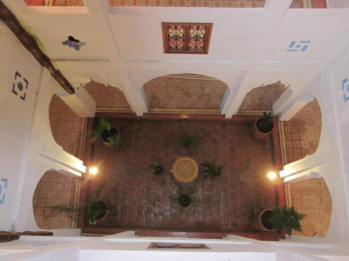 هتل Hôtel Ras El Maa