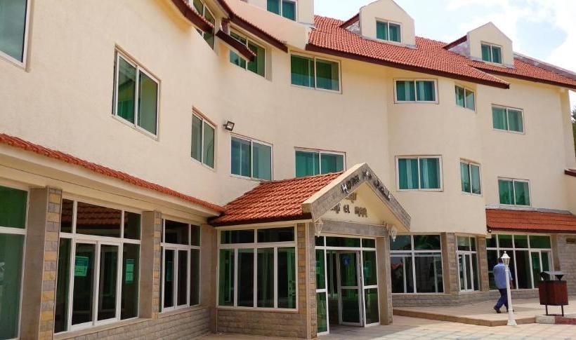 هتل Hôtel Relais Ras El Maa