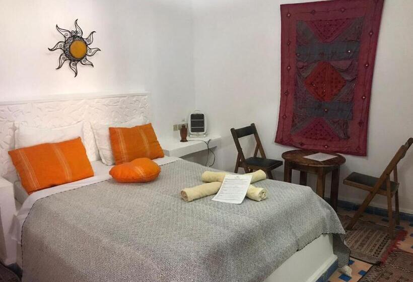 בית מלון כפרי Hôtel Riad Gnaoua