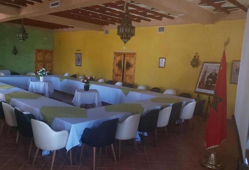 هتل Kasbat Aferdou