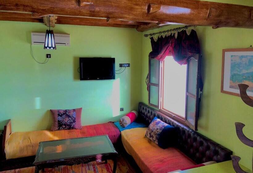 هتل L Arganier D Ammelne