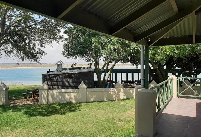 בית מלון כפרי Laaiplek