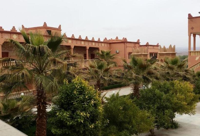 هتل Mandar Saghrou Tazakhte