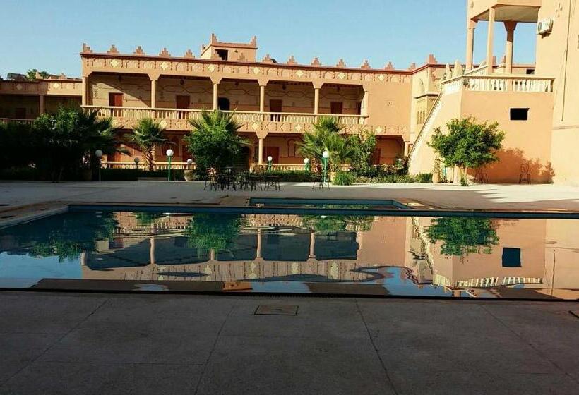 هتل Mandar Saghrou Tazakhte