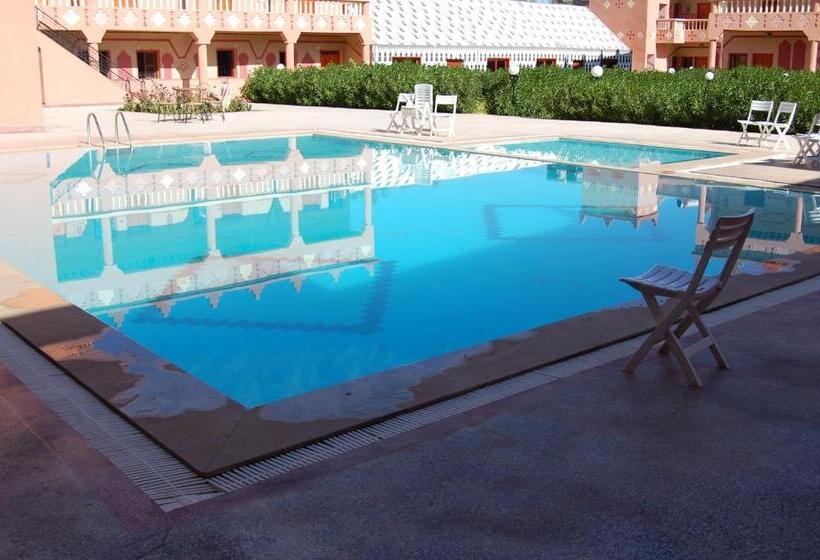 هتل Mandar Saghrou Tazakhte