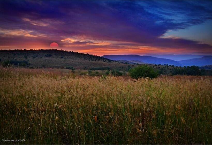 בית מלון כפרי Maropeng Boutique