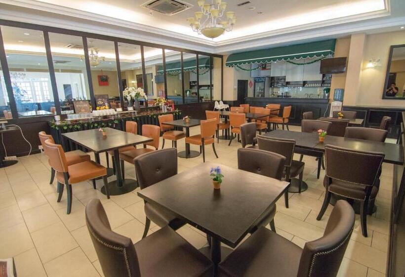 בית מלון כפרי Merdeka