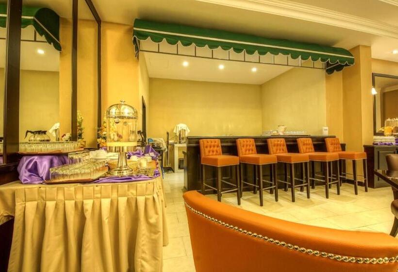 בית מלון כפרי Merdeka