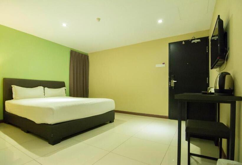 בית מלון כפרי Merdeka