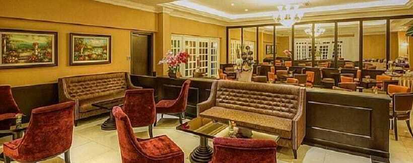 בית מלון כפרי Merdeka