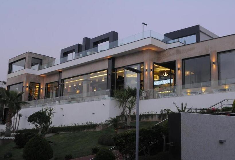 בית מלון כפרי DWO Mira Palace