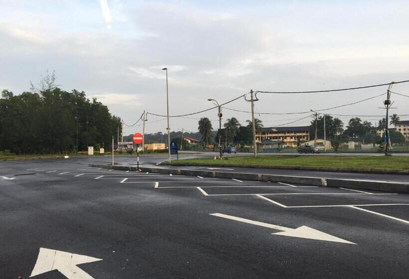 בית מלון כפרי Mirage Port Dickson