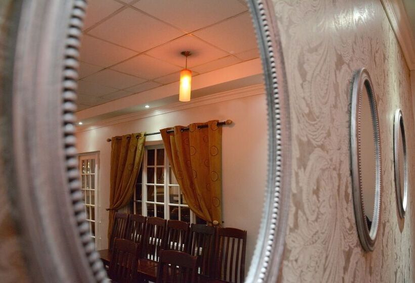 Mont D Or Hotel Clarens