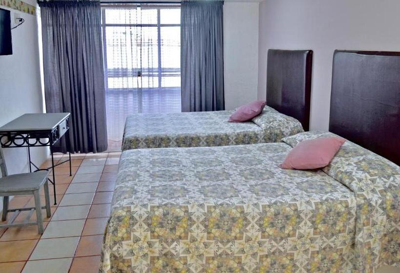 فندق Posada Centenario