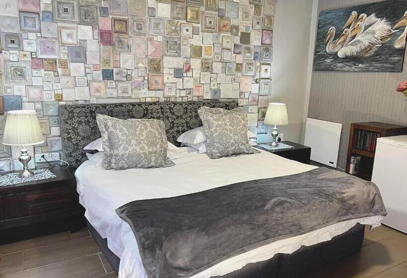 ホテル Rabbit Hole