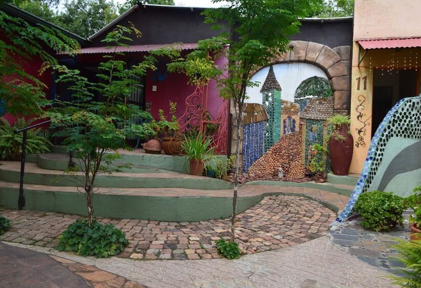 ホテル Rabbit Hole