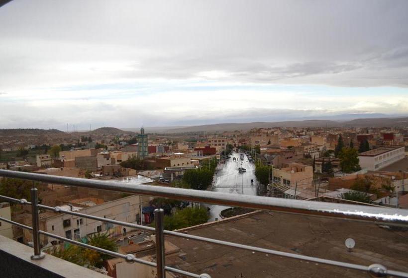 هتل Restaurant Bougafer