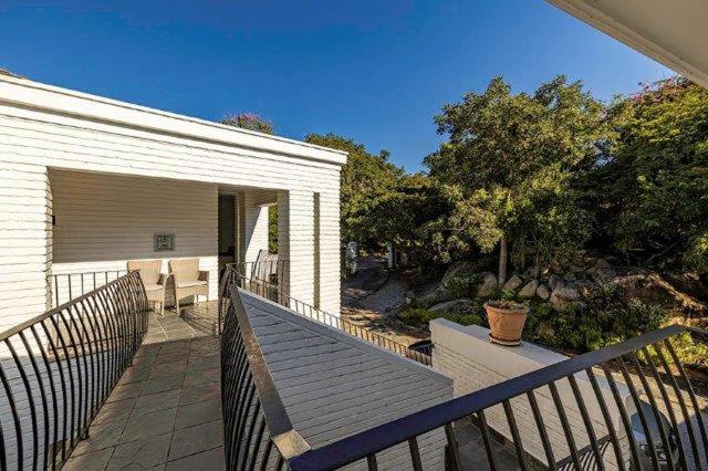 Отель Sheppard Boutique