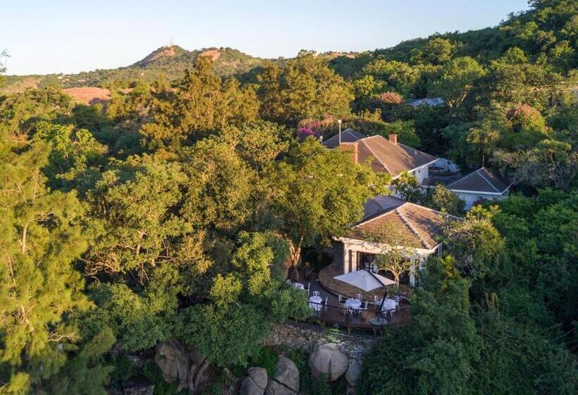 Отель Sheppard Boutique