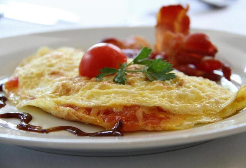 Отель Sheppard Boutique