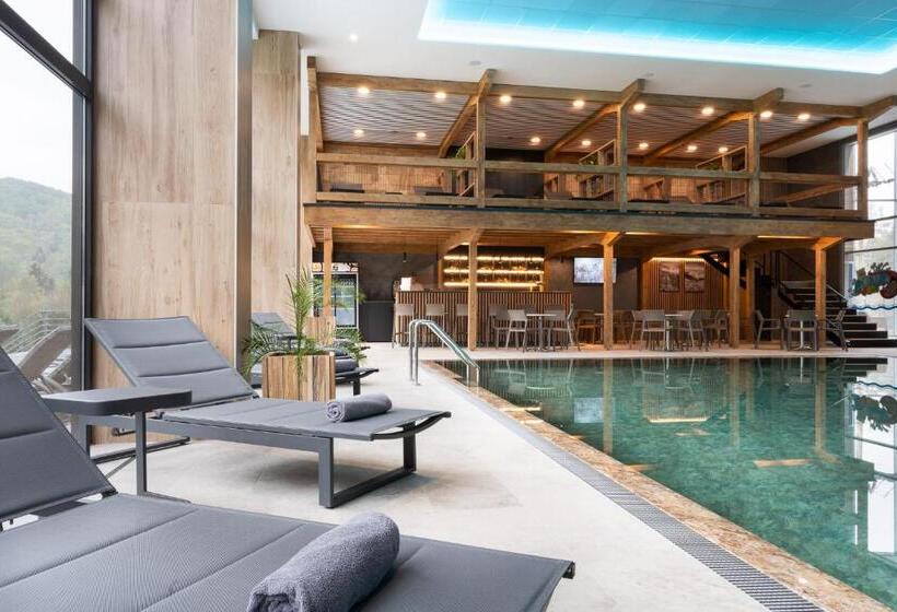 فندق Sitno Forest Resort