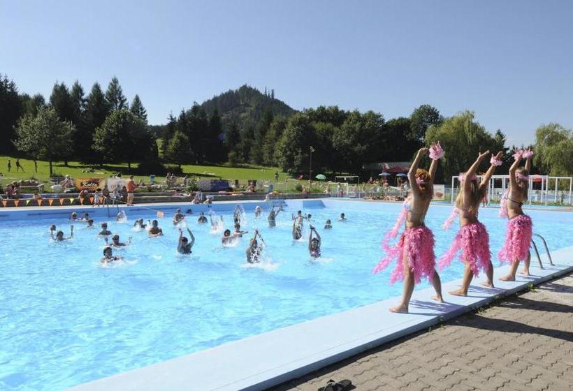 Отель Sorea Máj