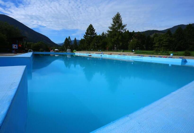 Отель Sorea Máj