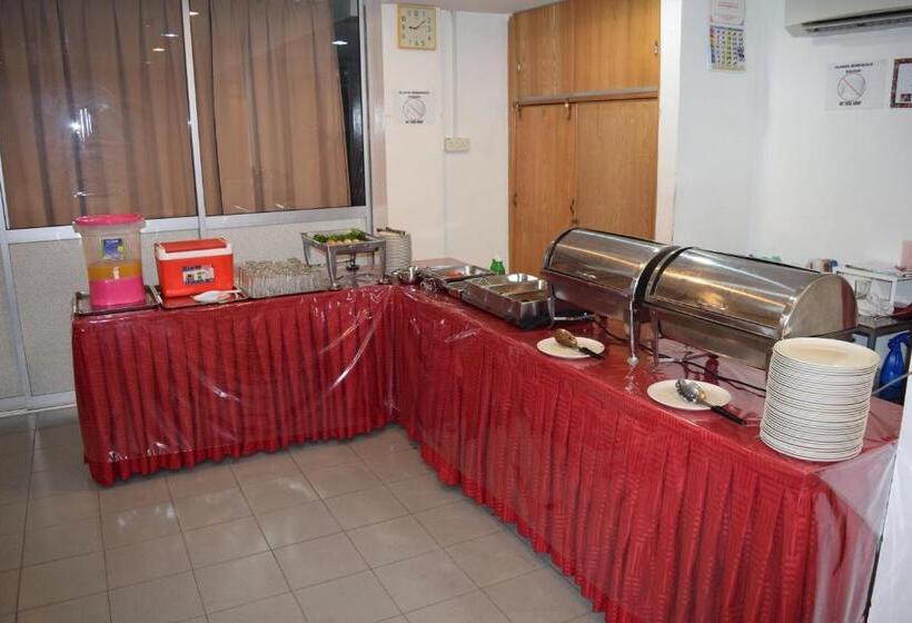 Отель Sri Garden Sdn. Bhd