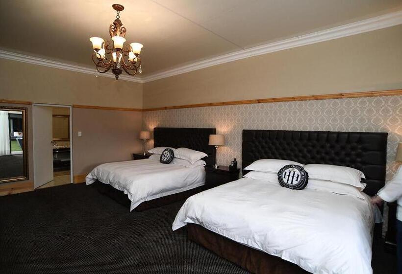 ホテル Halfway House