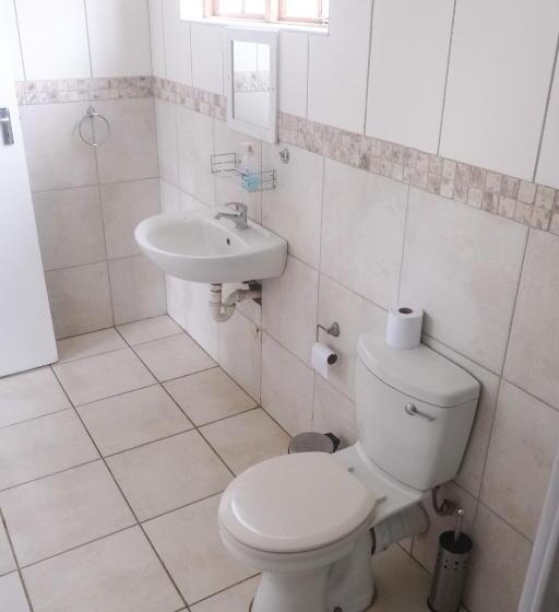 هتل The Kraal Addo Guesthouse