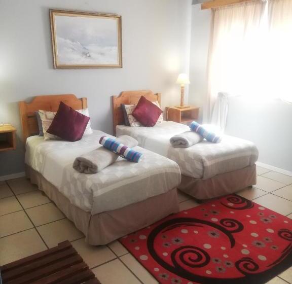 Отель The Old Mill