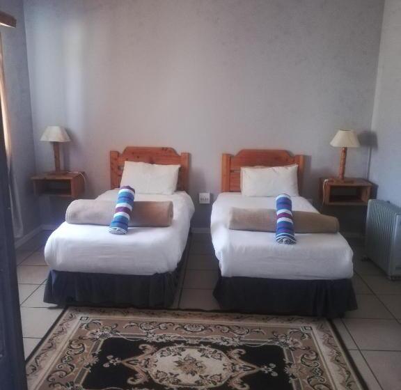 Отель The Old Mill