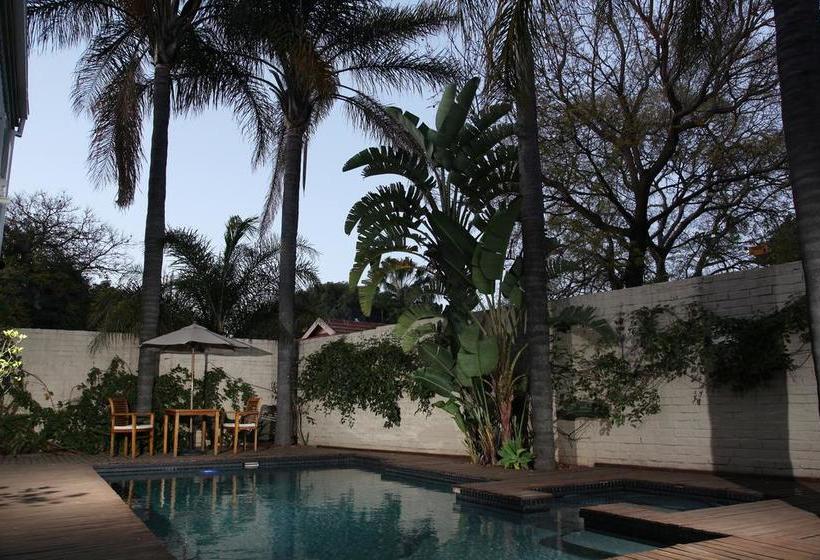 ホテル Village Ridge Boutique