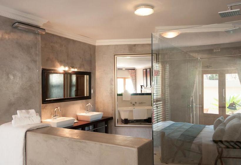 ホテル Village Ridge Boutique