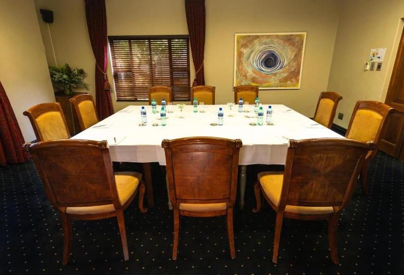 ホテル Village Ridge Boutique