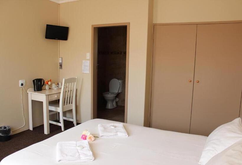 בית מלון כפרי Travel Lodge