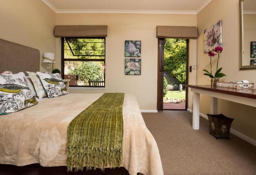 فندق Whale View Manor & Spa