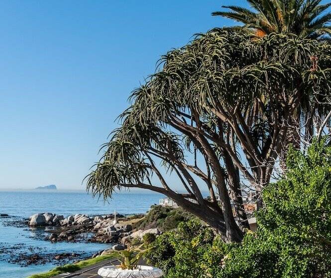 فندق Whale View Manor & Spa