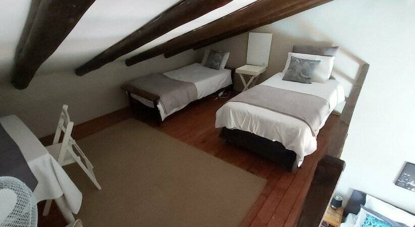 Kings Hill Bed And Breakfast