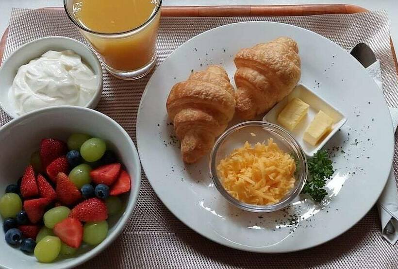 Kings Hill Bed And Breakfast