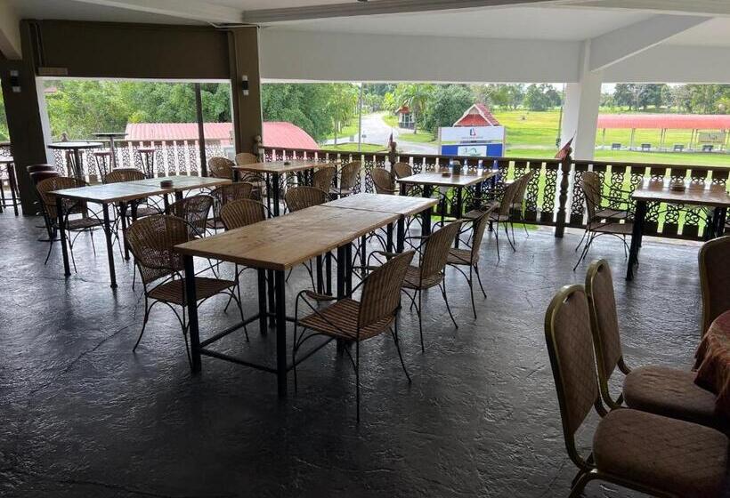 Kuala Terengganu Golf Resort By Ancasa Hotels & Resorts