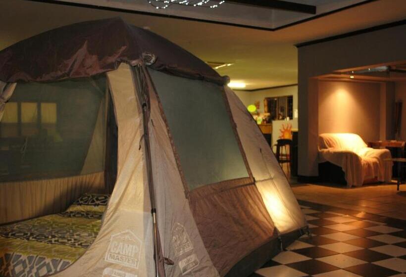 Mile Crunchers Backpackers & Hostelling