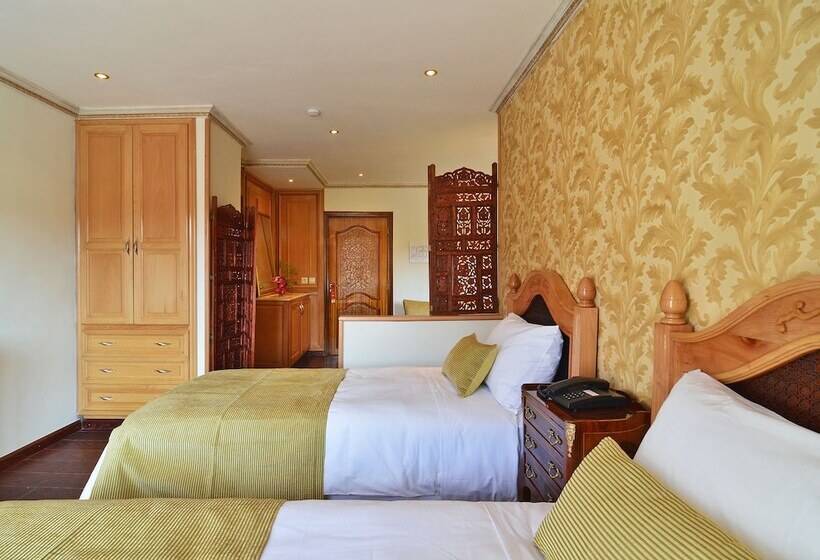 استراحتگاه Résidence Ifrane Palace