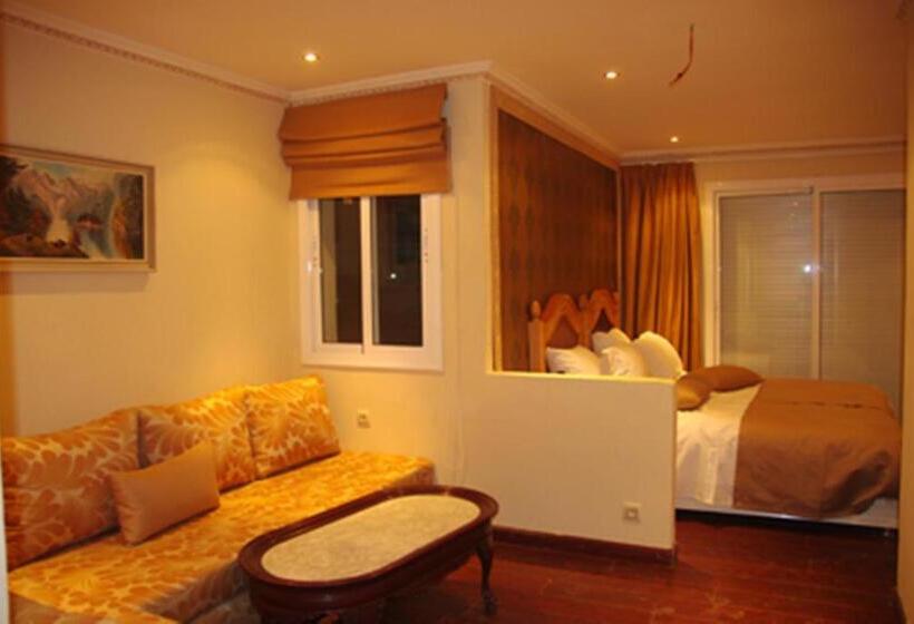 استراحتگاه Résidence Ifrane Palace