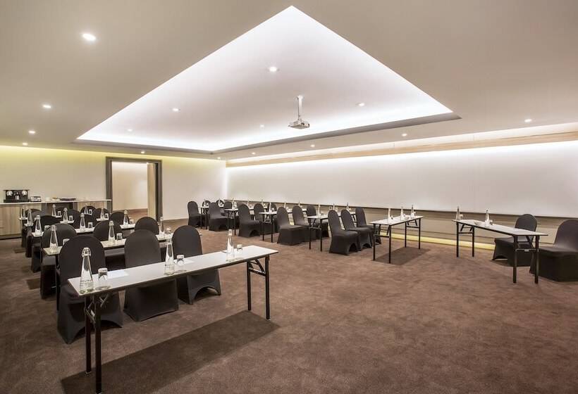 Курорт Sun City Hotel And Casino