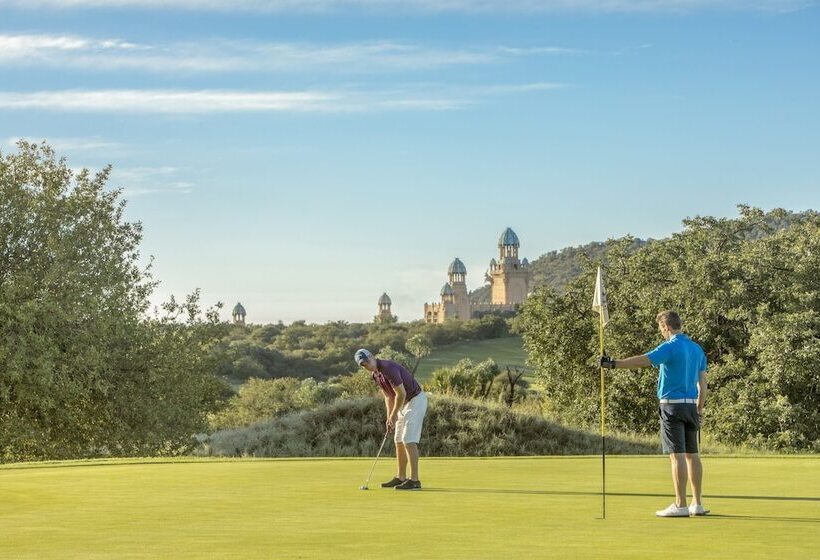 Курорт Sun City Hotel And Casino