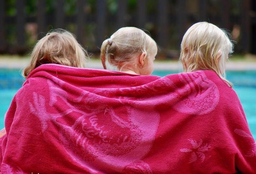 אתר נופש Wyndford Holiday Farm